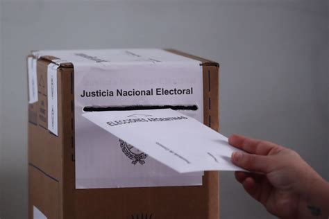 Así funciona el recuento de votos en Argentina